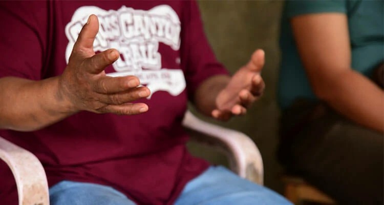 Atualmente, Dano pastoreia uma igreja na vila e almeja alcançar outras duas vilas